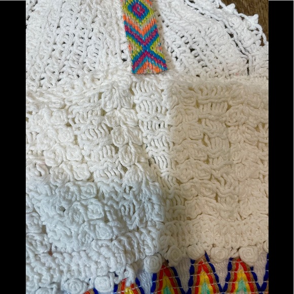 NWT S Boho tassel fringe white crochet rainbow top price final price is firm - Picture 11 of 16